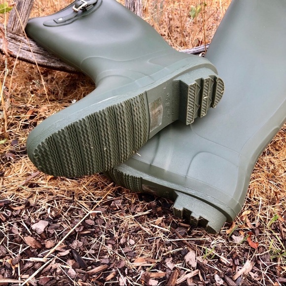 New! Matte Hunter Green Tall Rubber Rain Boot - Picture 12 of 13